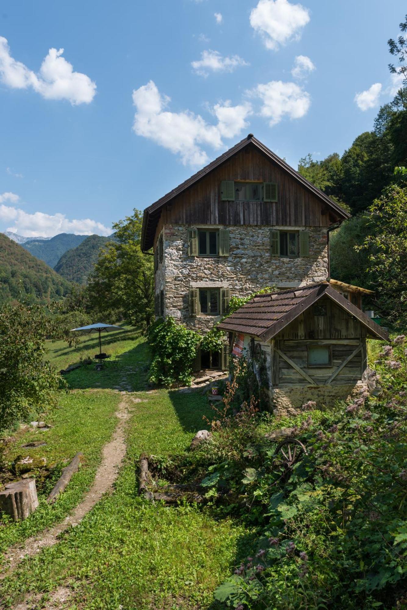 Klavze 28 Most na Soči Exterior foto
